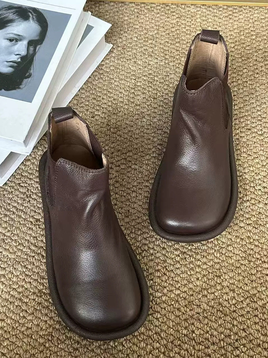 Soft Leather Flat Boots for Autumn Comfort