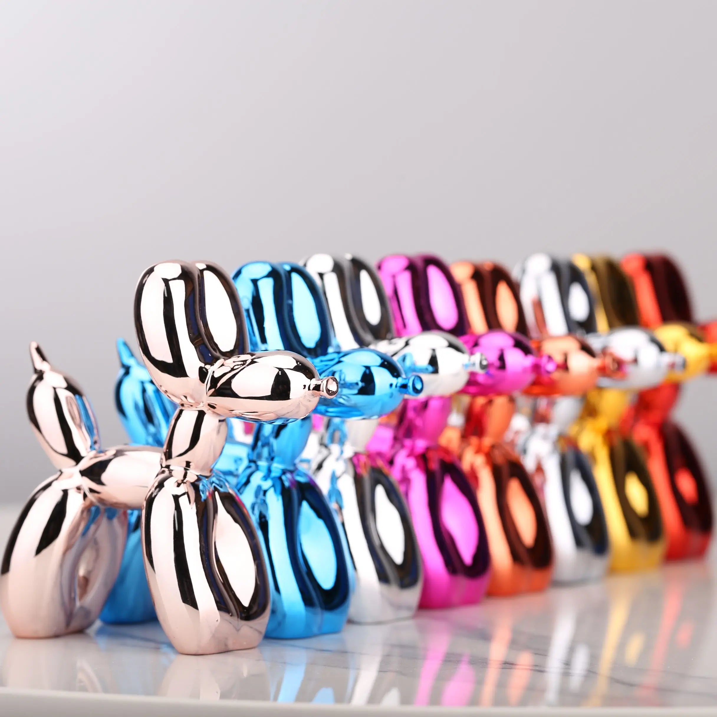 Modern Balloon Dog Statue Figurine