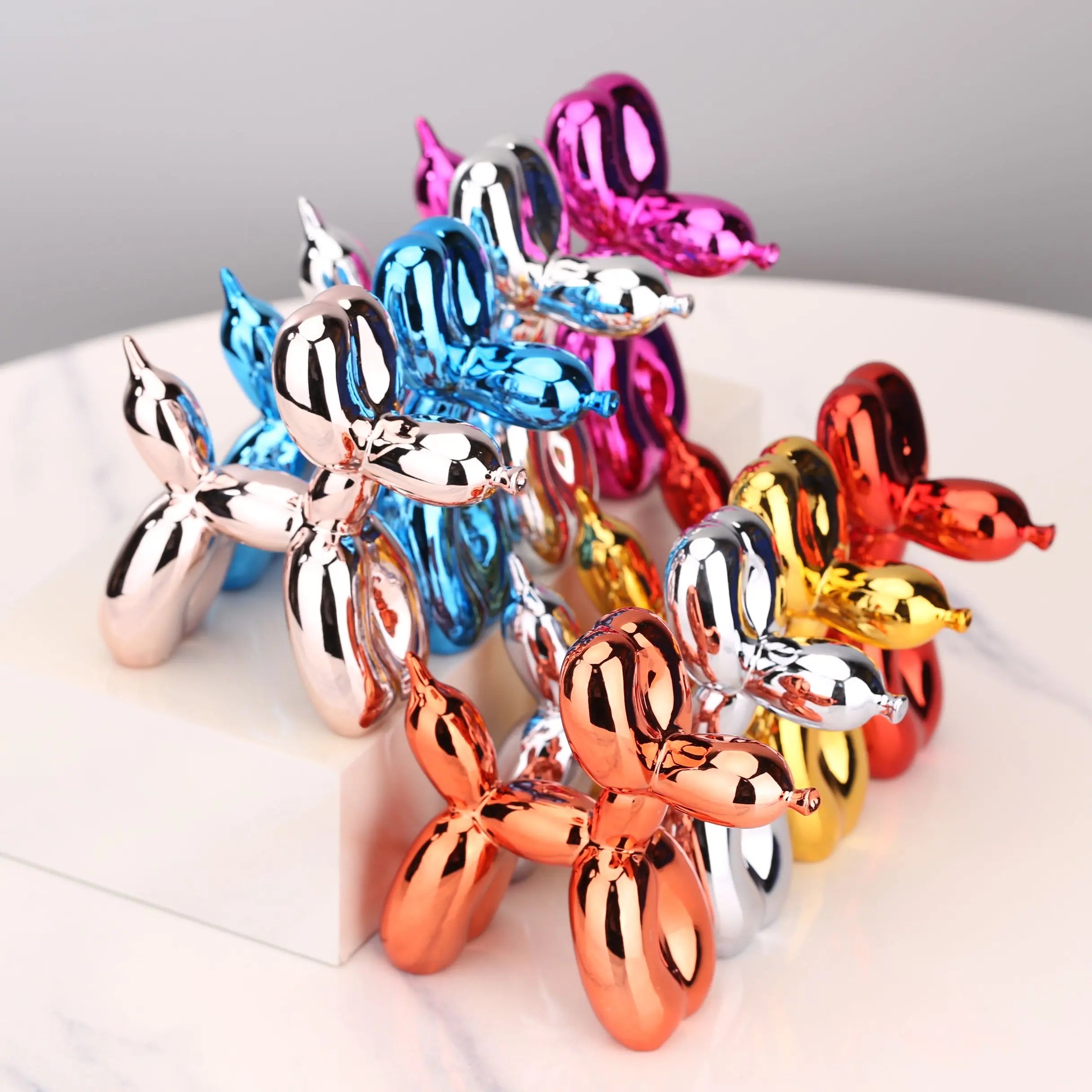 Modern Balloon Dog Statue Figurine