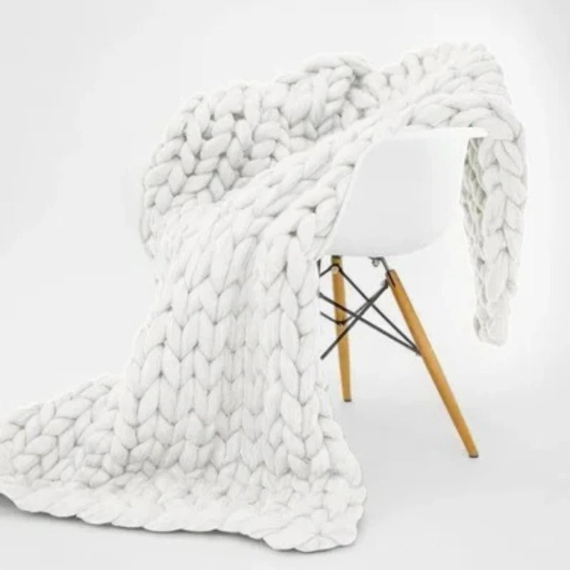 Chunky Knit Winter Blanket