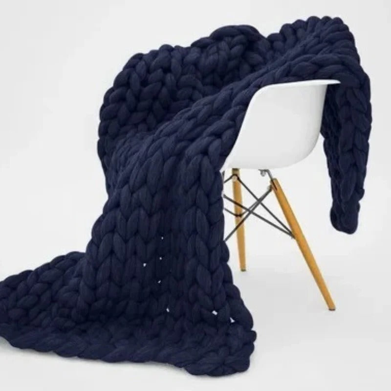 Chunky Knit Winter Blanket